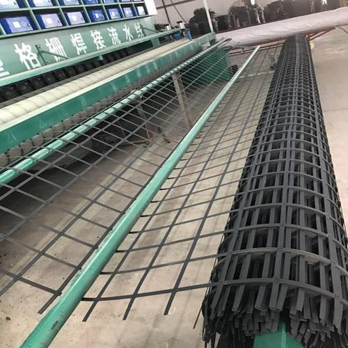 凸结点钢塑土工格栅 山东生产厂家的品质之选与工程应用解析